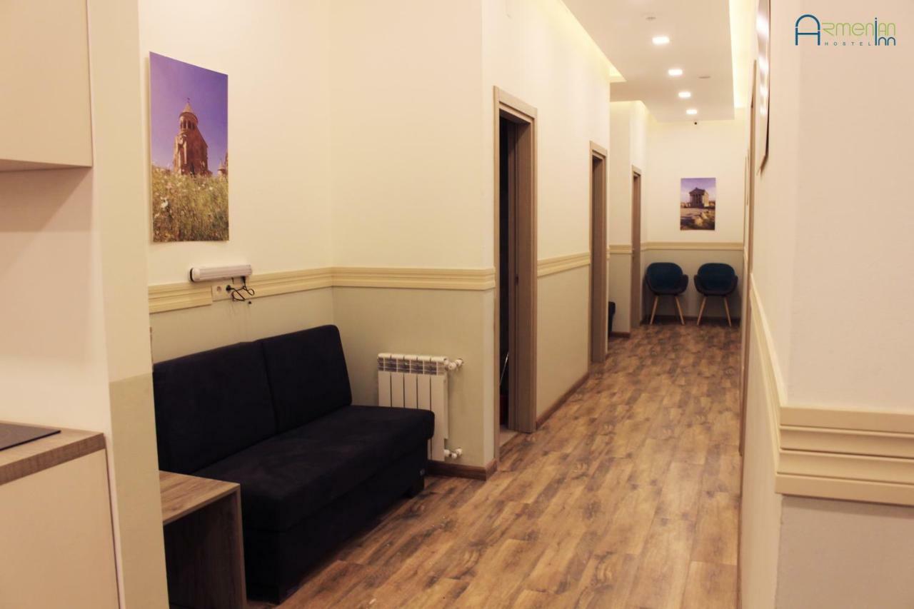 Armenian Inn エレバン エクステリア 写真